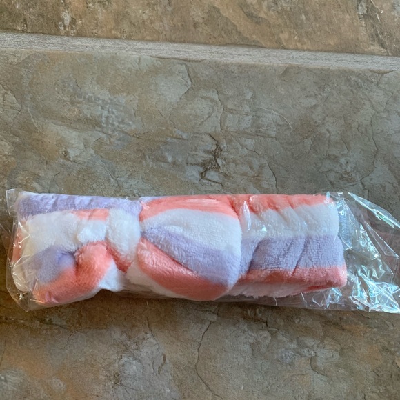 Cosmetic Headband *NEW* - Picture 2 of 2